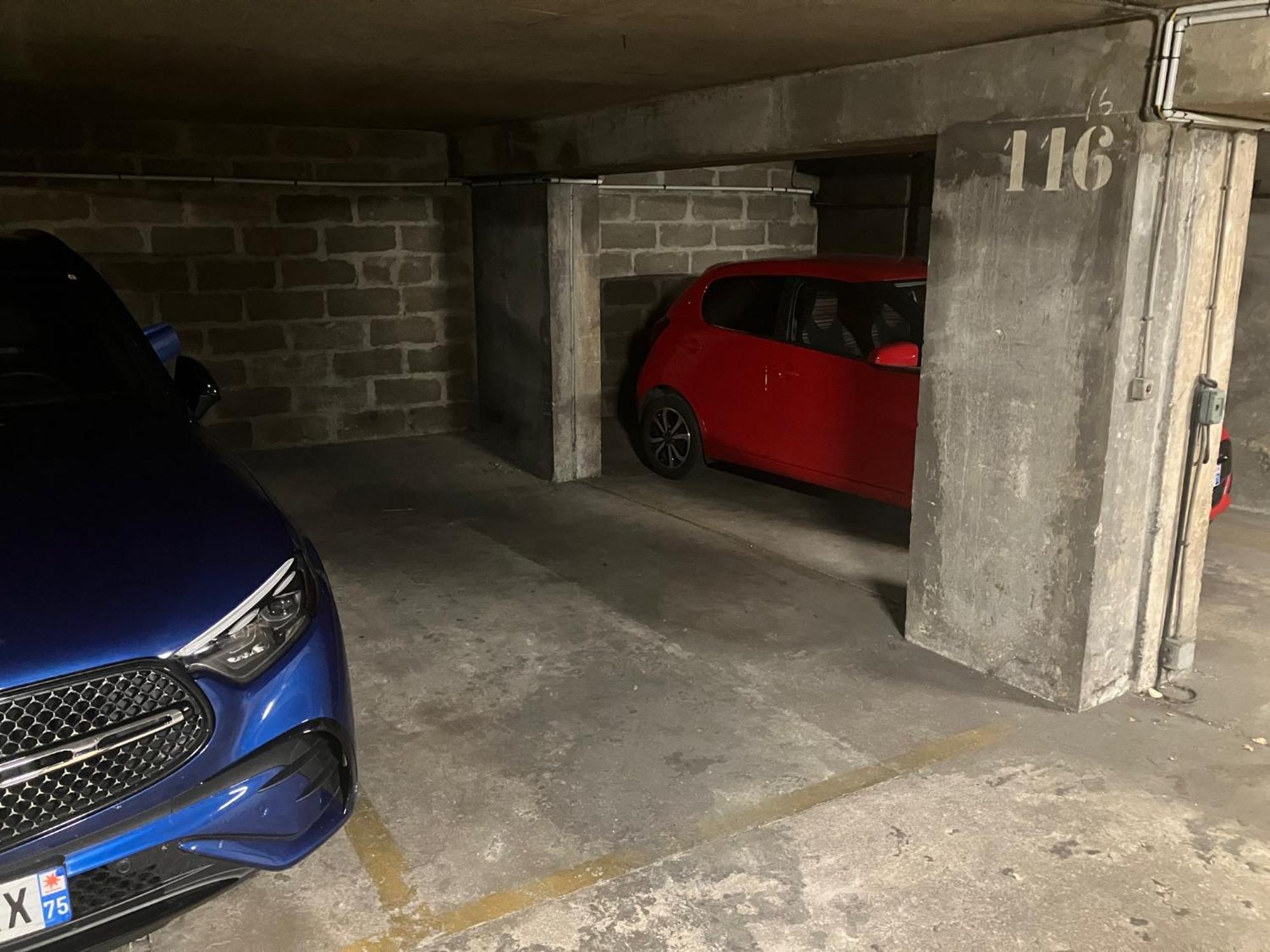 Loft 4-5 Personnes A Montmartre - Parking Prive Sur Reservation Parijs Buitenkant foto